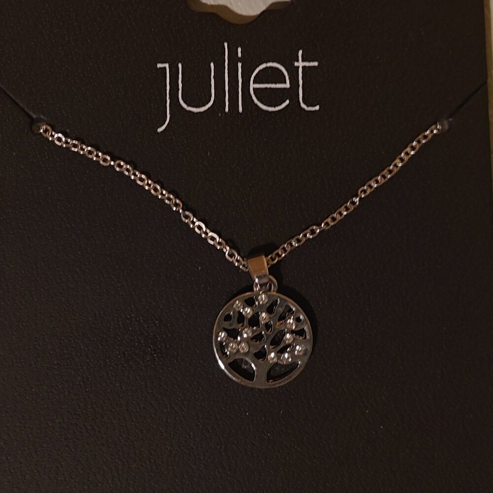 Juliet Hypoallergenic Family Tree Necklace. Silver Plated. Brand New.